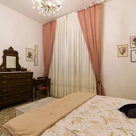 Casa Giorgiana Affittacamere 3*